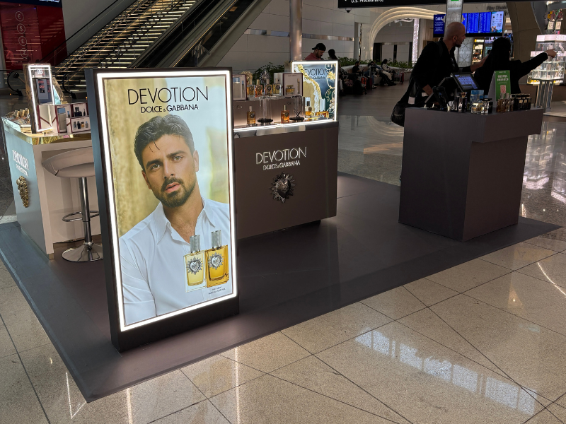 Real timber frames and lightbox graphics can be used to great effect
