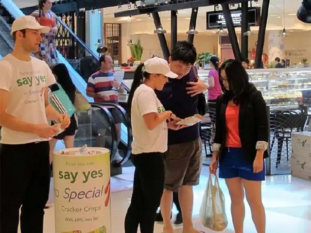 Westfield Sampling Trolley