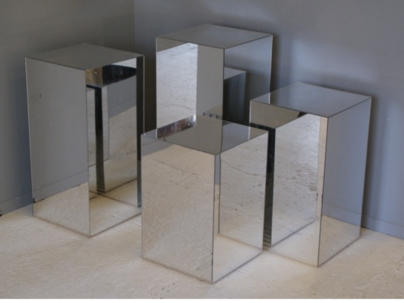 Mirror plinths custom
