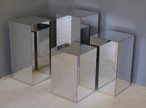 Mirror Plinths