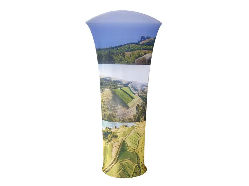 Portable banner with curved top