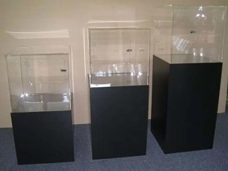 Plinth Display Case Plinths 10