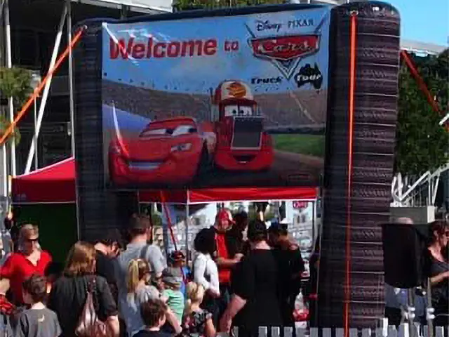 Outdoor Banners